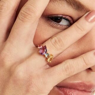 O mood do dia? Candy couture com overdose de glamour.
As novas peças em cristais coloridos e ouro 18k chegaram pra provar que luxo também pode ser divertido.
💎 40% OFF na Black November Ahal — porque estilo não espera o calendário virar. 🍭#AhalAcessórios #AhalStyle #BlackNovemberAhal #LuxuryWithColor