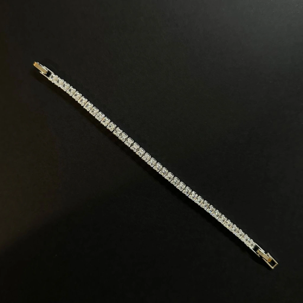 Pulseira de Riviera com Zircônia Retangular 3x4mm Cristal Banho em Ródio Branco