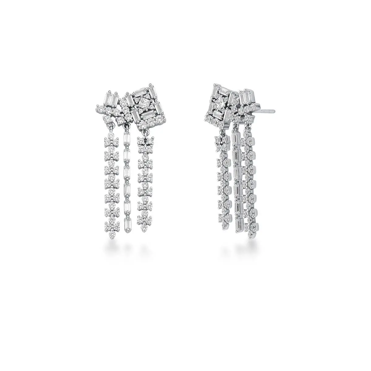 Brinco Pêndulo com Cristais Baguete e Redondos Banhado a Ródio