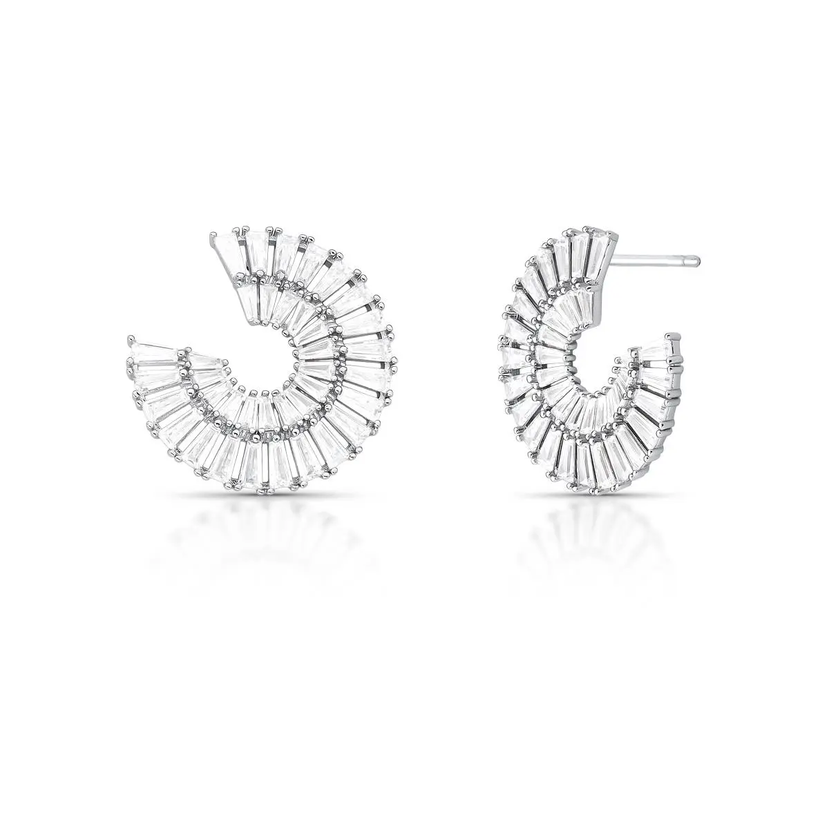 Brinco Redondo em Espiral e Vazado com Cristais Baguete Banhado a Ródio