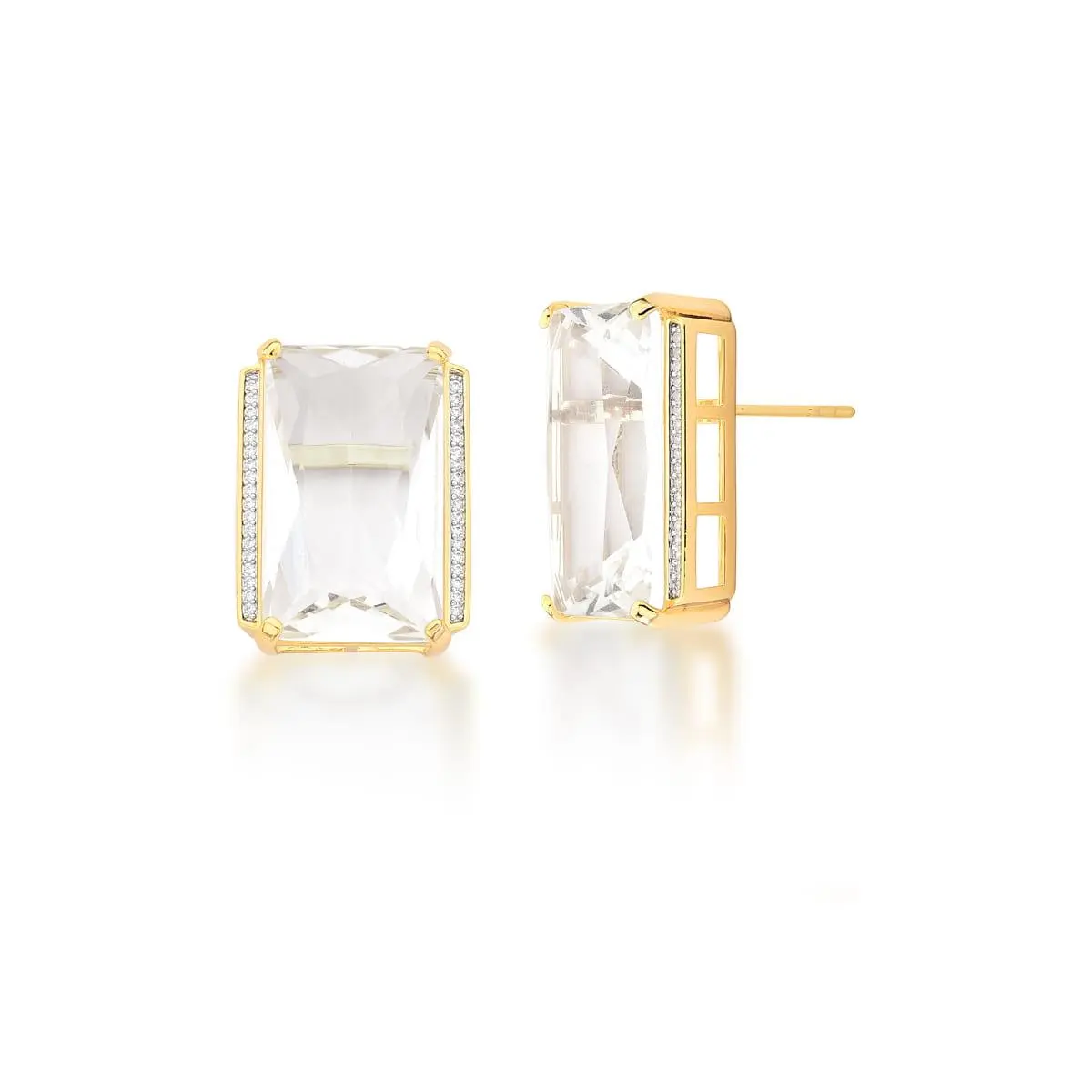 Brinco maxi retangular com cristal transparente e borda cravejada de zircônias banhado a ouro 18k da Ahal Acessórios.